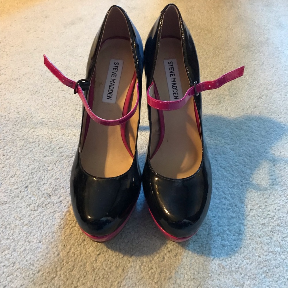 Steve Madden pumps